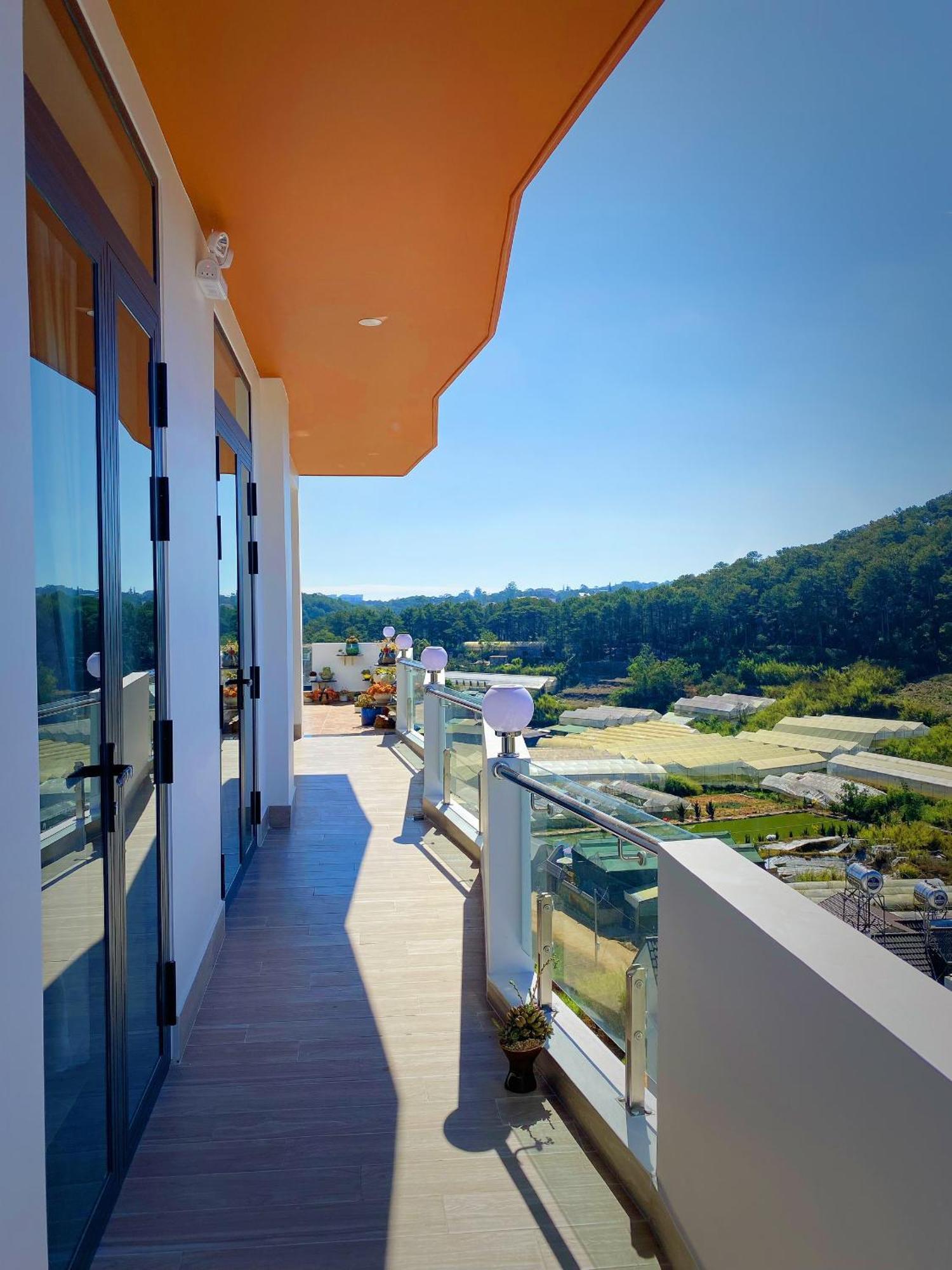 Hotel Khach San Anh Sang - Light House Dalat Exteriér fotografie